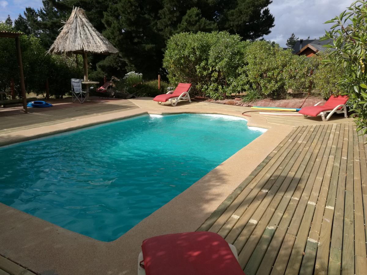Con Piscina Privada, Parcela De Campo. Alojamento