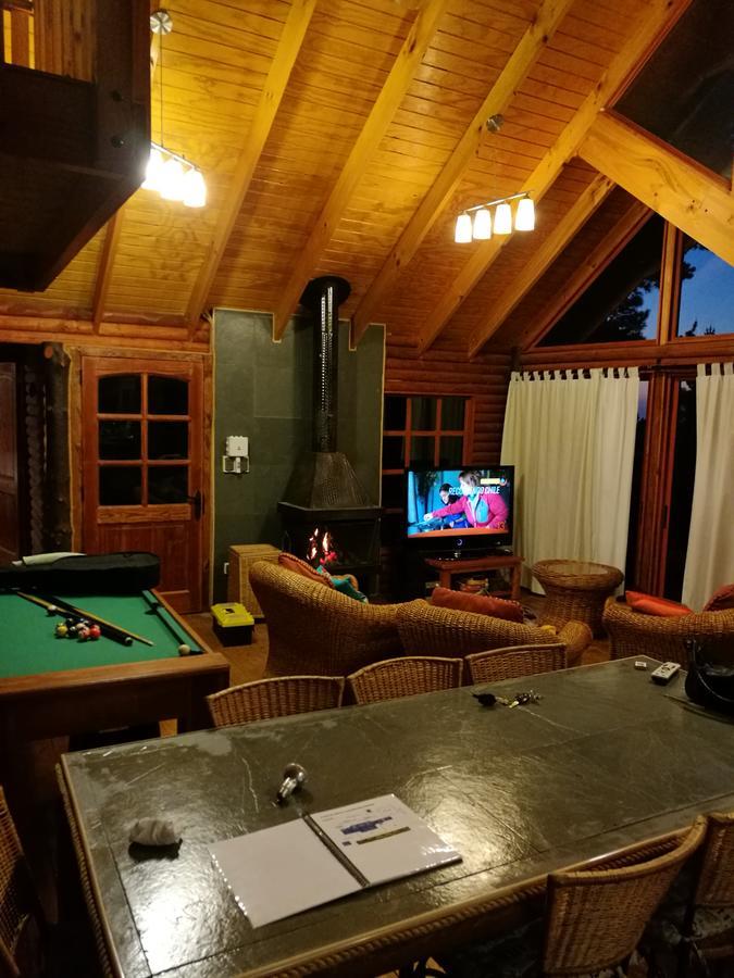 Alojamento Con Piscina Privada, Parcela De Campo. *